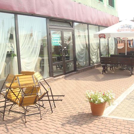 Hotel Polonia Августув Экстерьер фото